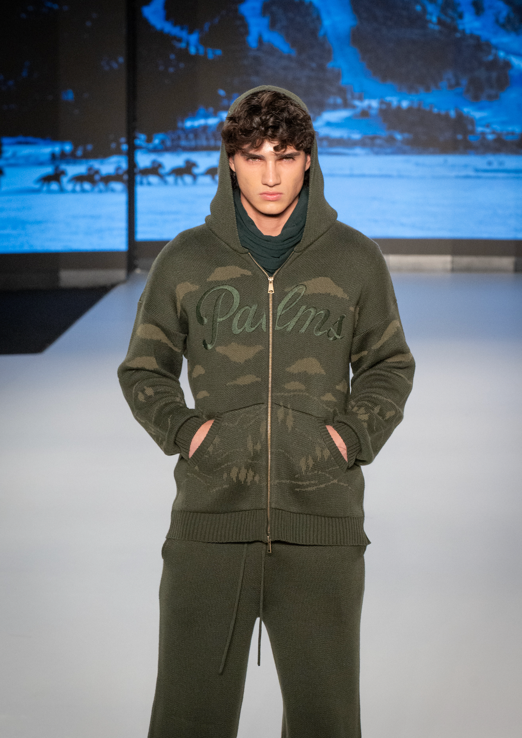 Mountains Green Hoodie Knit